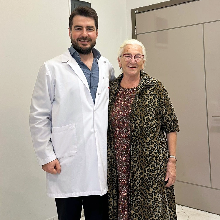 Diz Protezi Hastası Diz Protezi Hastası